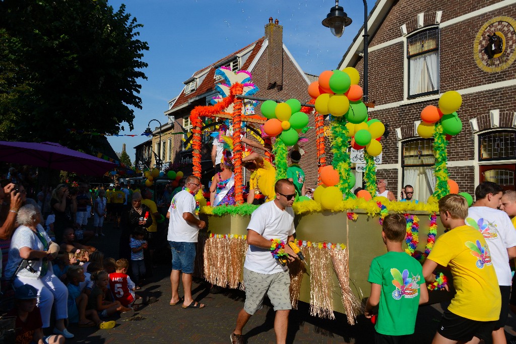 ../Images/Zomercarnaval Noordwijkerhout 2016 252.jpg